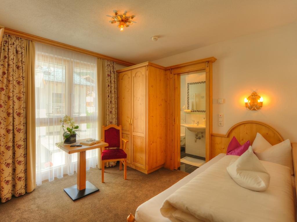 Hotel Verwall Ишгъл Стая снимка